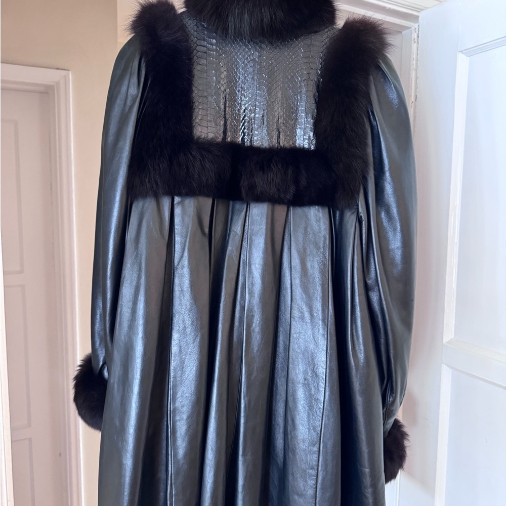 Iconic 90s Leather Coat With Python Trim And Fur … - image 6